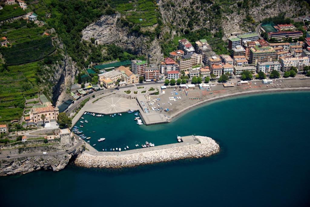 Casa Vacanze Майори Экстерьер фото